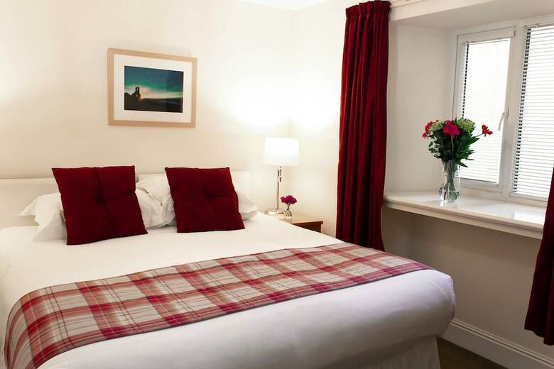 Hostal Ellan Vannin Hotel