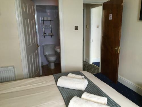 Hostal Cubbon House