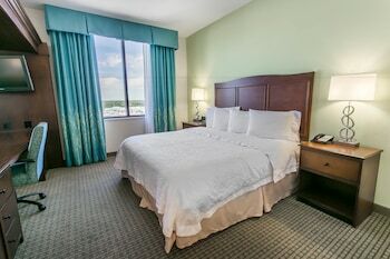 Hotel Holiday Inn Express Orange Beach - On The Beach