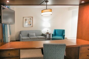 Hotel Holiday Inn Express Orange Beach - On The Beach