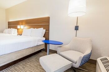 Hotel Holiday Inn Express Orange Beach - On The Beach