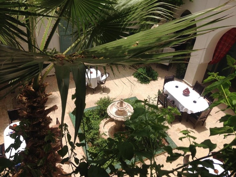 Albergue Riad Dar Bounouar
