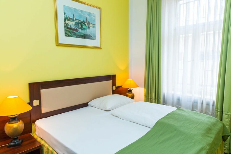 Prague Season Hotel