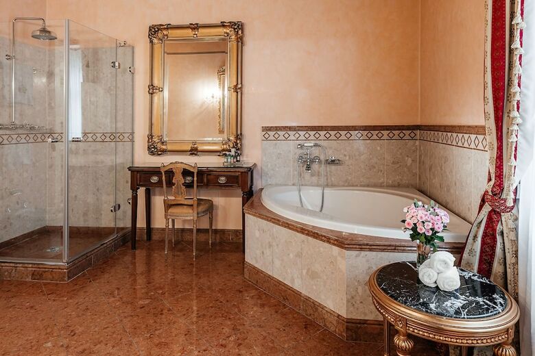 Alchymist Grand Hotel & Spa