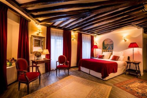 Hotel H�tel Louis II Saint Germain