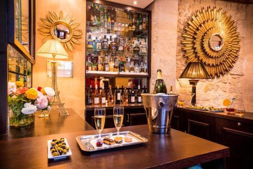 Hotel H�tel Louis II Saint Germain