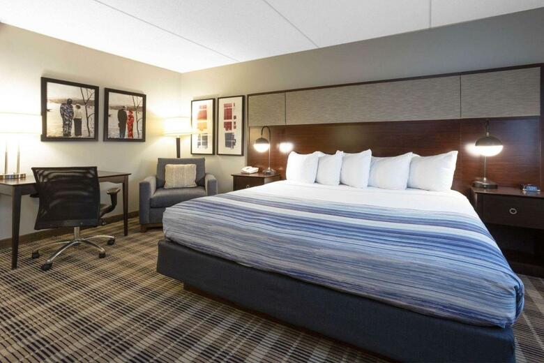Hotel Americinn Of Madison South