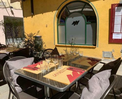 Hostal Del Ripoll�s