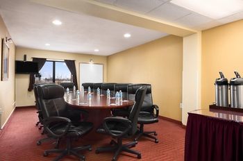 Hotel Baymont Inn And Suites Springfield
