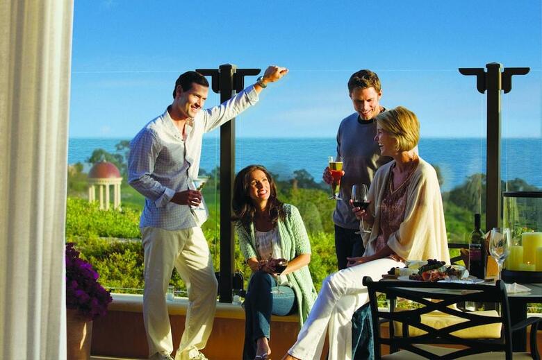 Hotel Resort At Pelican Hill