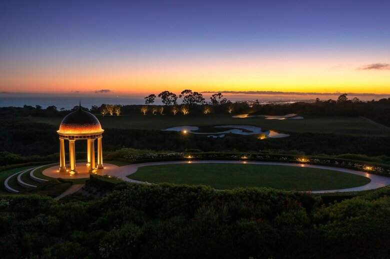 Hotel Resort At Pelican Hill