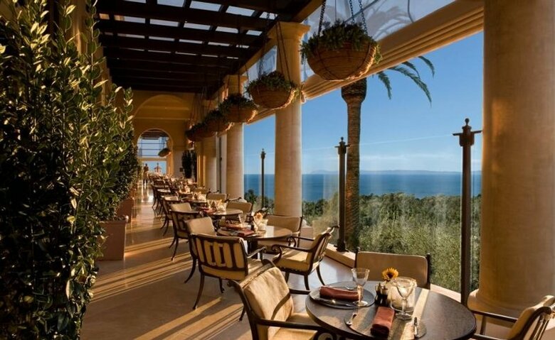 Hotel Resort At Pelican Hill