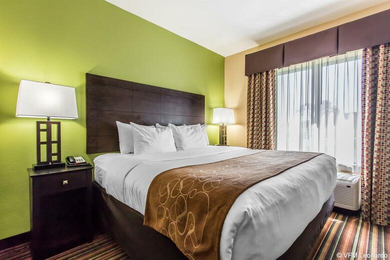Hotel Comfort Suites Jackson