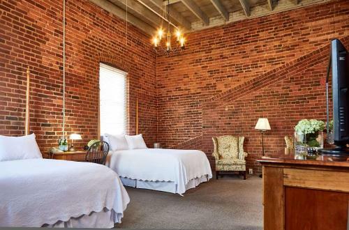 Hotel The Historic Brookstown Inn