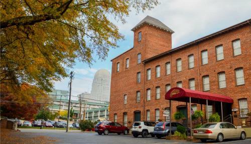Hotel The Historic Brookstown Inn