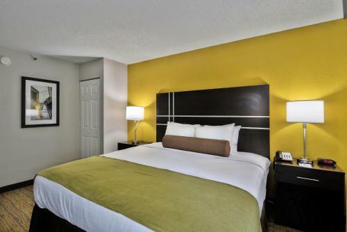 Hotel Best Western Plus Hanes Mall