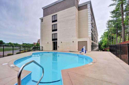 Hotel Best Western Plus Hanes Mall