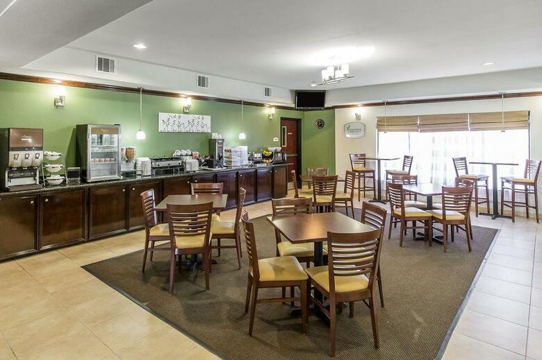 Hotel Sleep Inn & Suites Bush Intercontinental - Iah East