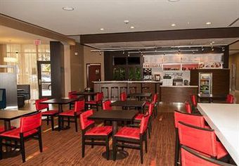 Hotel Courtyard By Marriott Houston Kingwood