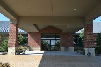 Parke Regency Hotel And Conference Center