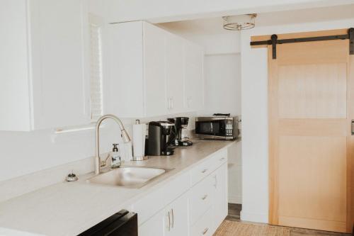 Hotel Nye Beach Condos At Pacific Crest
