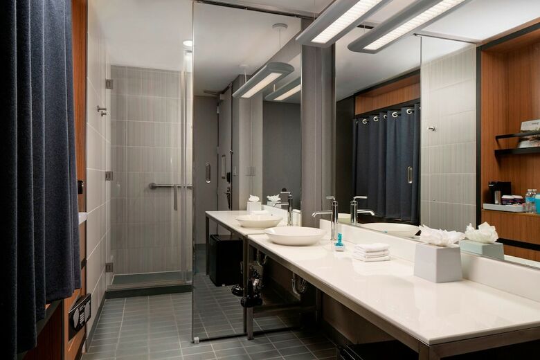 Aloft Hotel Rogers Bentonville