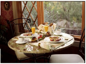 Bed & Breakfast The Pink Mansion