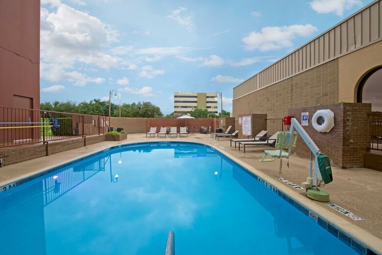 Hotel Doubletree By Hilton Dallas/richardson