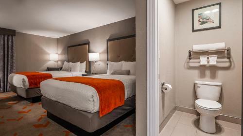 Hotel Lexington Inn & Suites