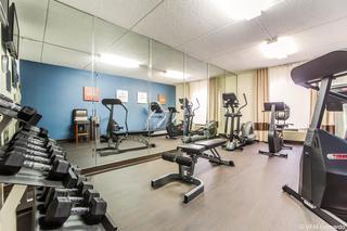Motel Comfort Suites Pineville