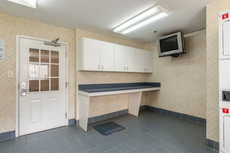 Hotel Suburban Extended Stay Concord