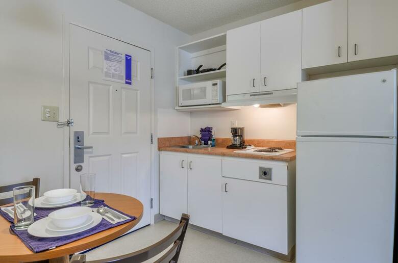 Hotel Suburban Extended Stay Concord