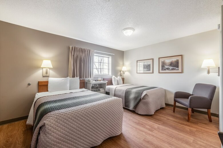 Hotel Suburban Extended Stay Concord