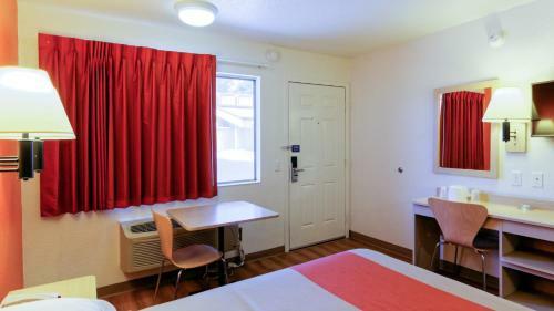 Motel 6 Chico
