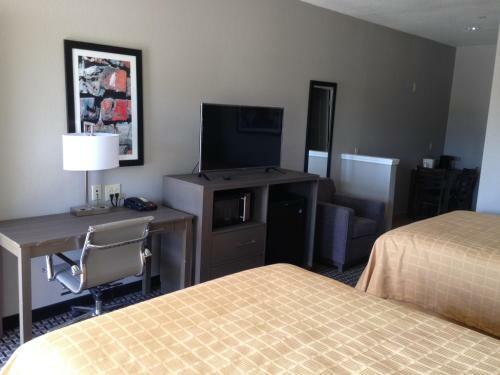 Hotel Quality Inn & Suites