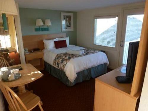 Motel The Corsair & Cross Rip Oceanfront