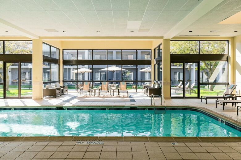 Hotel Courtyard By Marriott Chicago Naperville