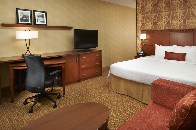 Hotel Courtyard By Marriott Chicago Naperville