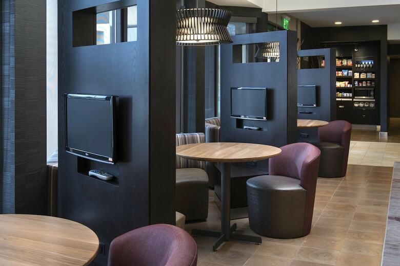 Hotel Courtyard By Marriott Chicago Naperville