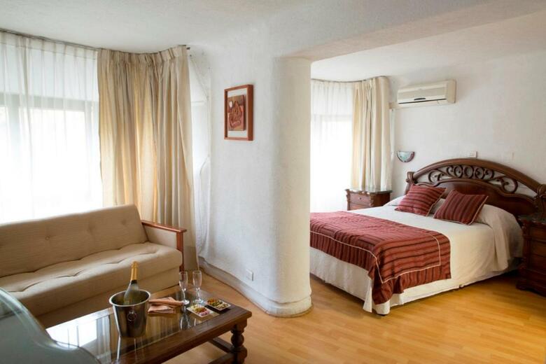 Hotel Montecarlo Santiago