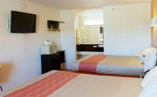 Motel 6 Cookeville