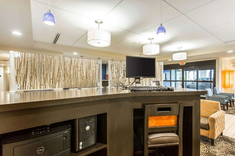 Hotel Comfort Inn & Suites Cookeville