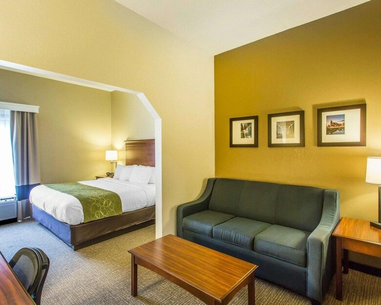 Hotel Comfort Suites Cookeville
