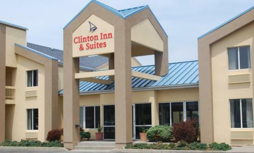 Hotel Clinton Inn & Suites