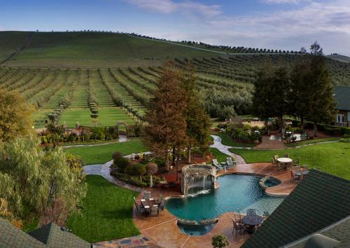 Hotel Purple Orchid Resort & Spa