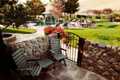 Hotel Purple Orchid Resort & Spa