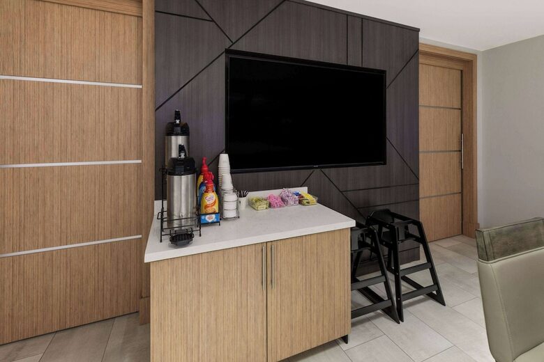 Hotel La Quinta Inn & Suites Mcalester