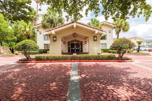 Motel 6 Baytown West - Garth Road