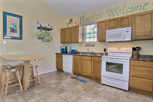 Shark Reef Resort Motel & Cottages