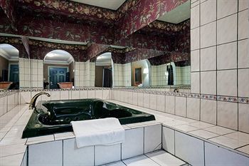Motel America's Best Value Inn & Suites